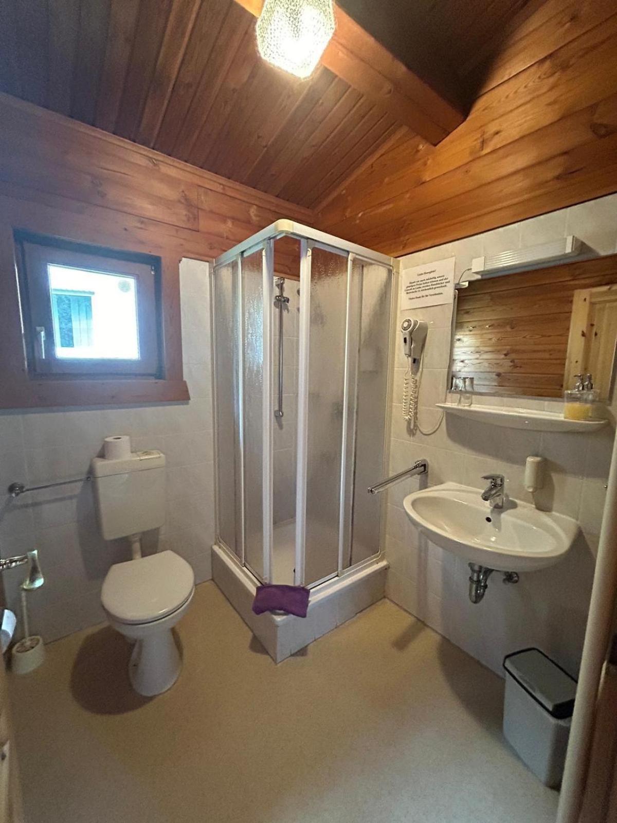Abb Sportcenter Gaensefurth, Doppelzimmer Ohne Kueche, Standard Doppelzimmer Mit Kueche Hecklingen  Dış mekan fotoğraf